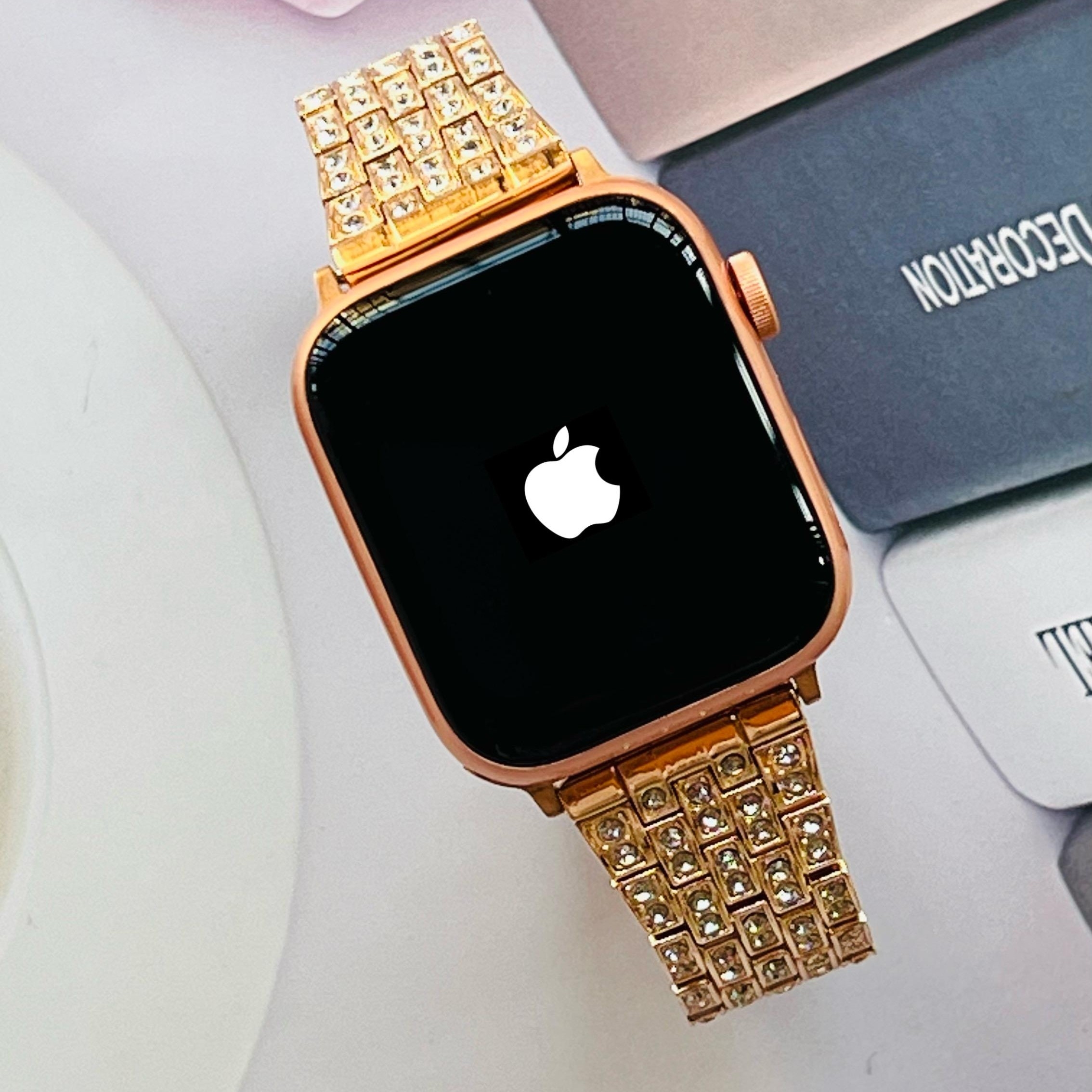 Apple Watch 9 Diamond Dubai Edition