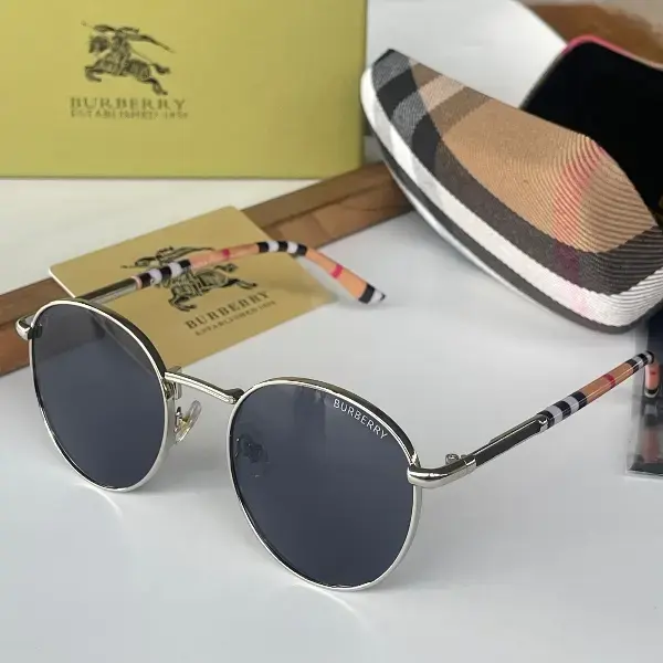 BURBERRY Burberry Eyewear Sunglasses with box - Yellow