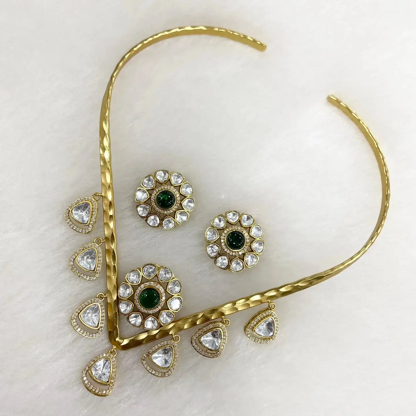Buy Armaani Amrapali Uncut Polki Moissanite Hasli Set- Green