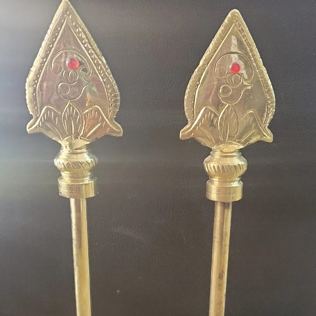 Buy Crystal Vel online at best price PATHIRA MALIGAI