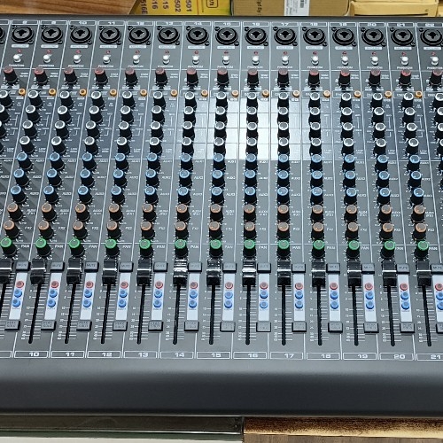Audiotrack LX-24FX 24ch. Mixer 4Aux With Dual Effect - 1