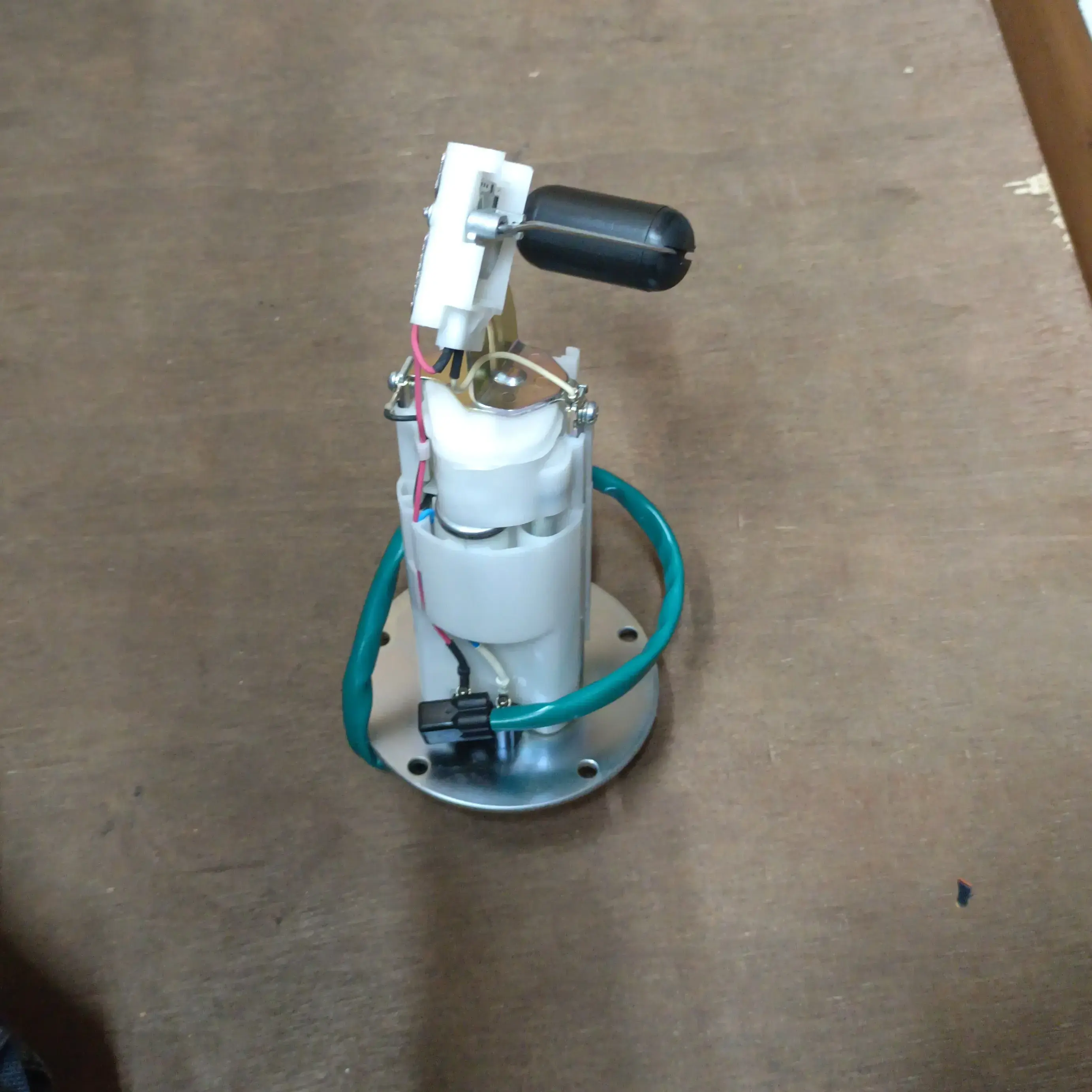 Kawasaki Ninja 650 zx10r fuel pump assembly