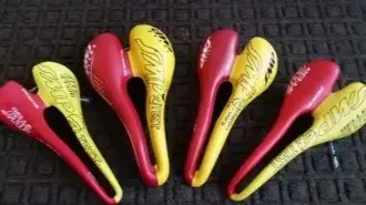 SMP test saddle for blaster red/yellow
