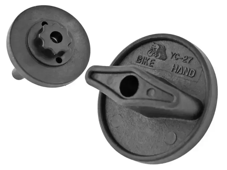 Chain rivet extractor for all chains