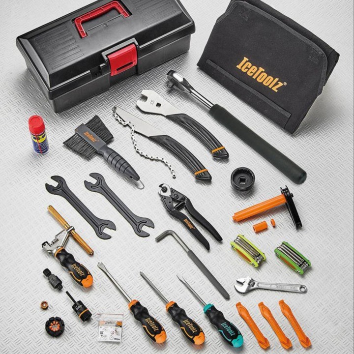 Icetoolz Pro Shop Mechanic Tool Kit