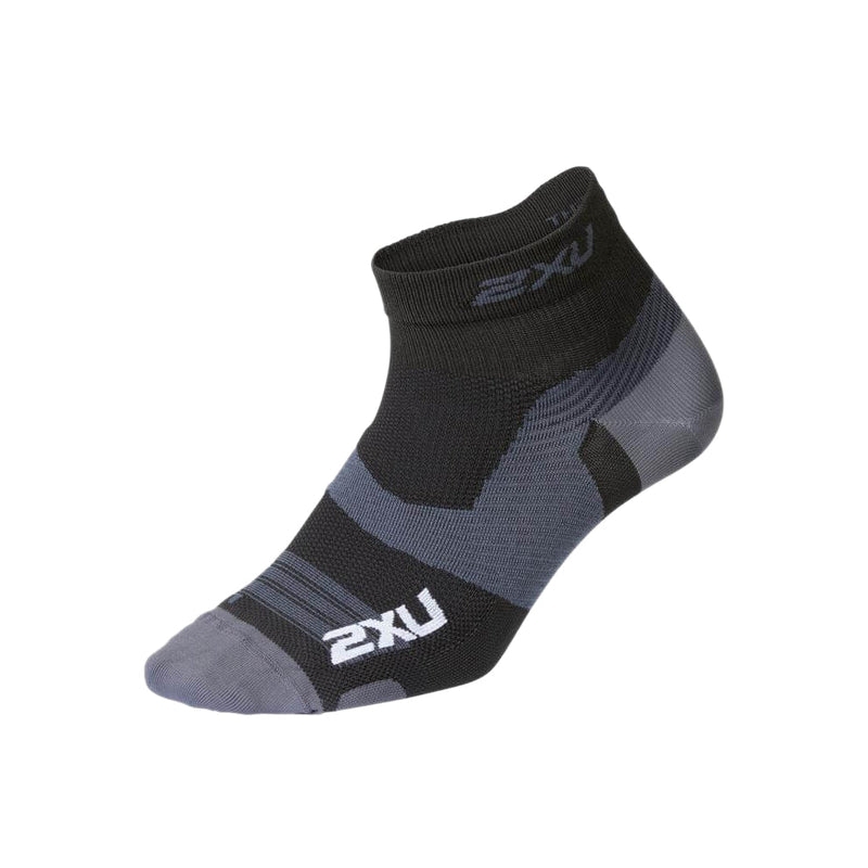 2xu Vectr Ultralight 1of 4 Crew Socks