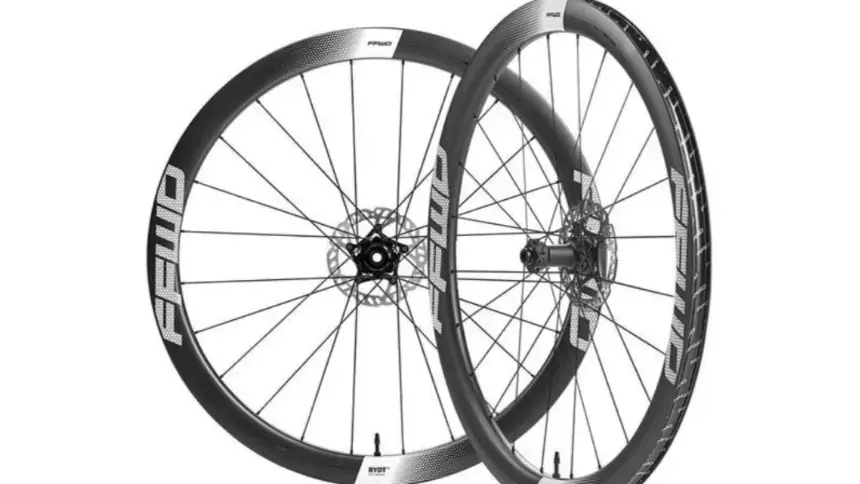Carbon Ryot44 Wheelset FCC 44mm 24H DT240 11-Speed Shimano