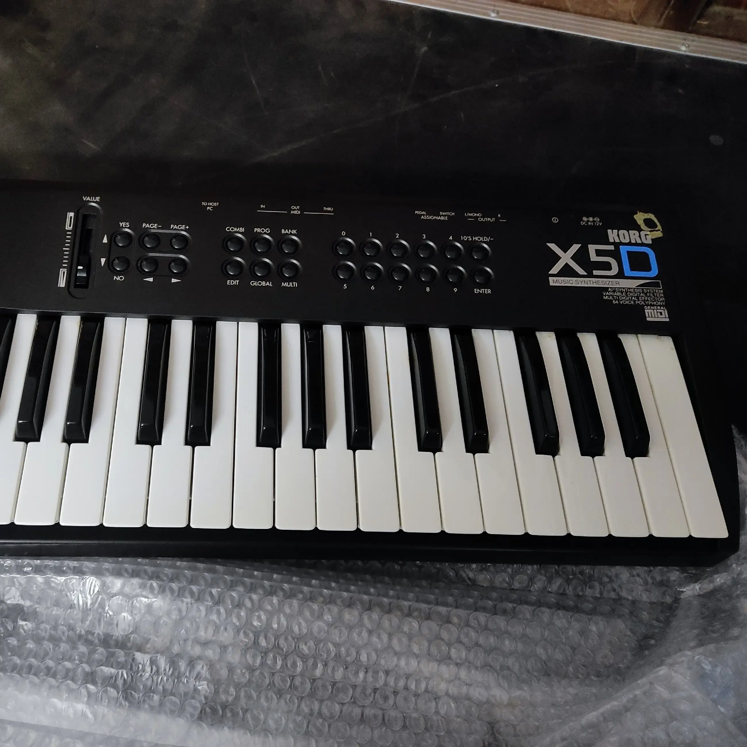 鍵盤楽器 KORG X5D Amazon | KORG(コルグ) X5D X-5D キーボード◇シンセサイザー