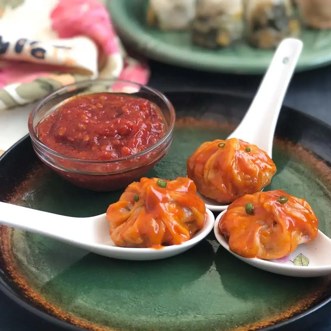 Veg Schezwan Momos 25 Pc - 1