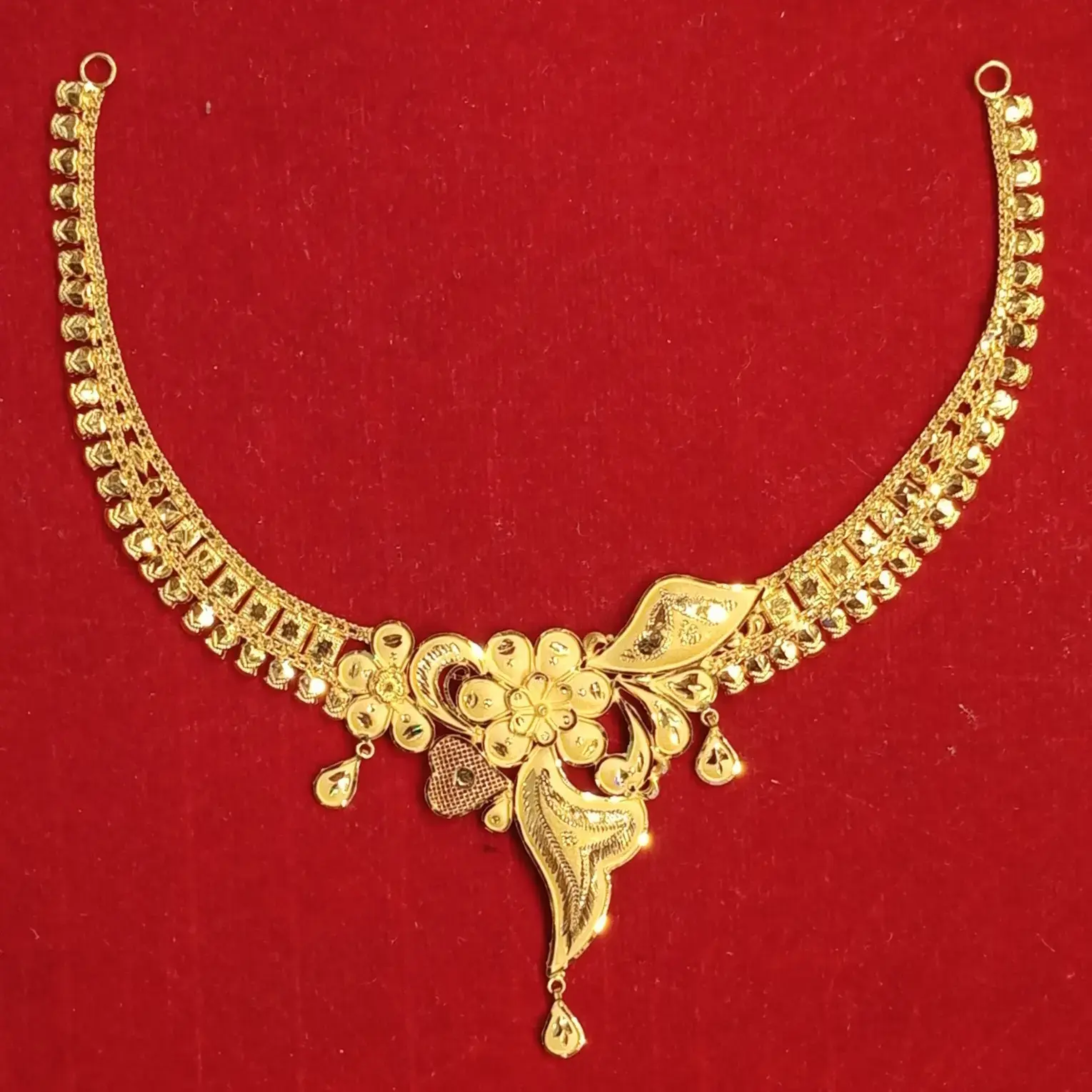 22 Carat Gold Necklace