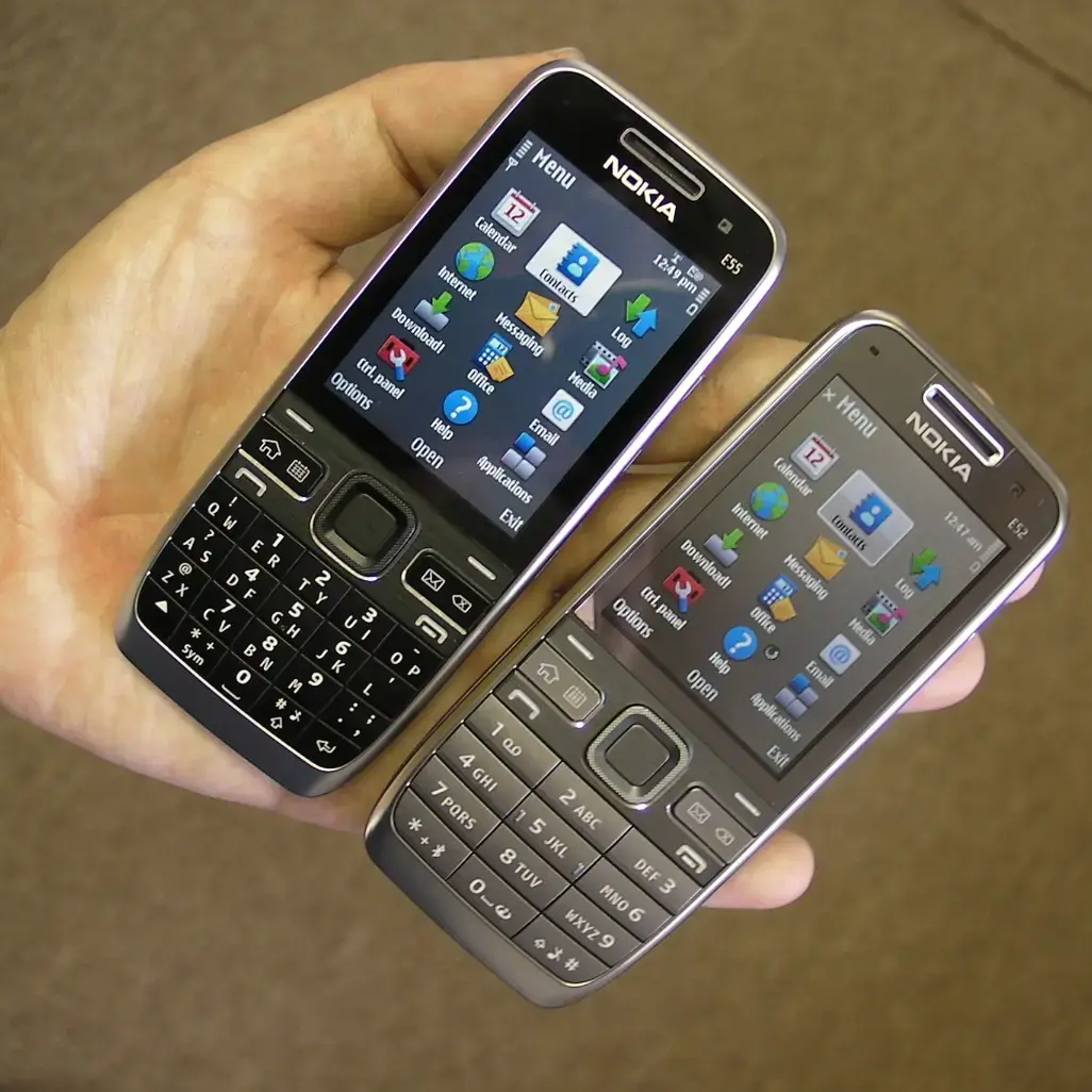 Buy NOKIA E52 BRAND NEW MOBILE online at best price | Legend Mobiles