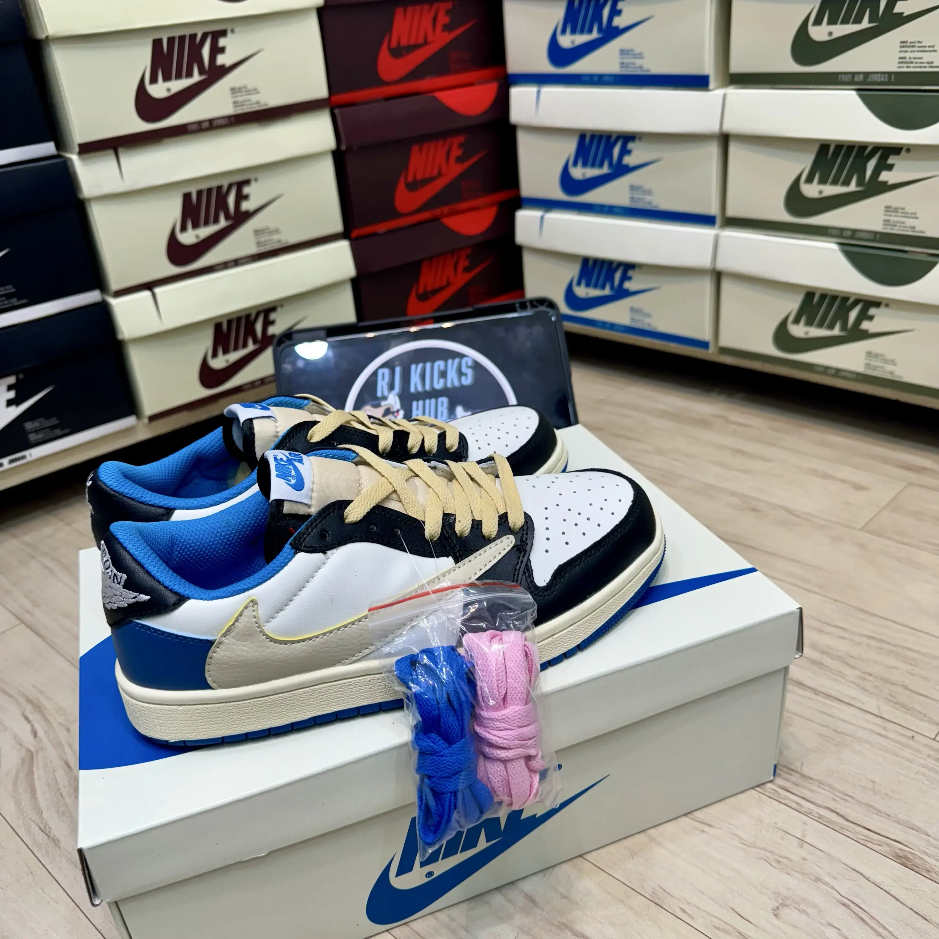 Buy Travis Scott X Air Jordan one low fragment -(Copy) online at