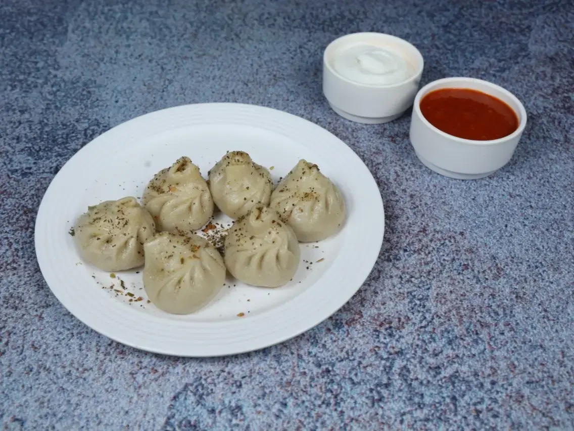 Buy Veg Momos online at best price | Food Window