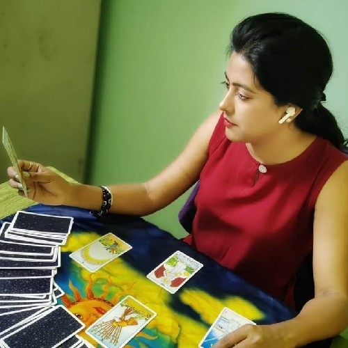Mouvement Tarot Card Reader & Coach, kolkata Order Online
