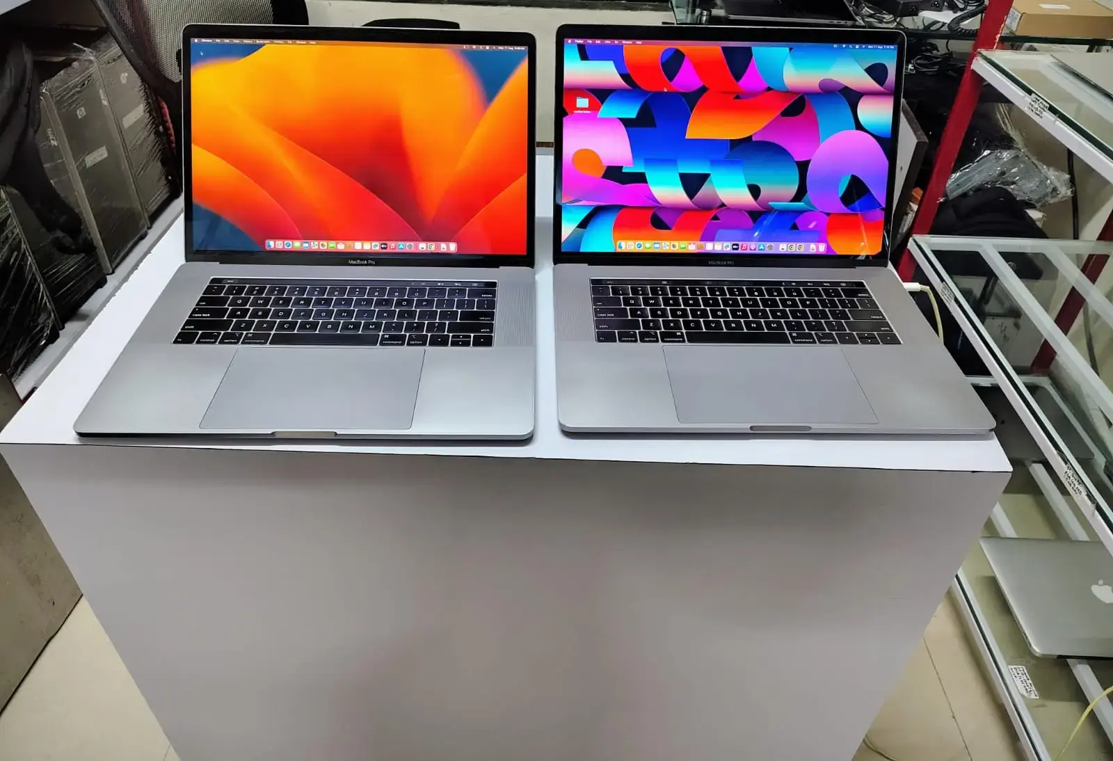 Buy 15'- A1990 MacBook Pro COREI9 - 2019 -16GB RAM / 512 SSD