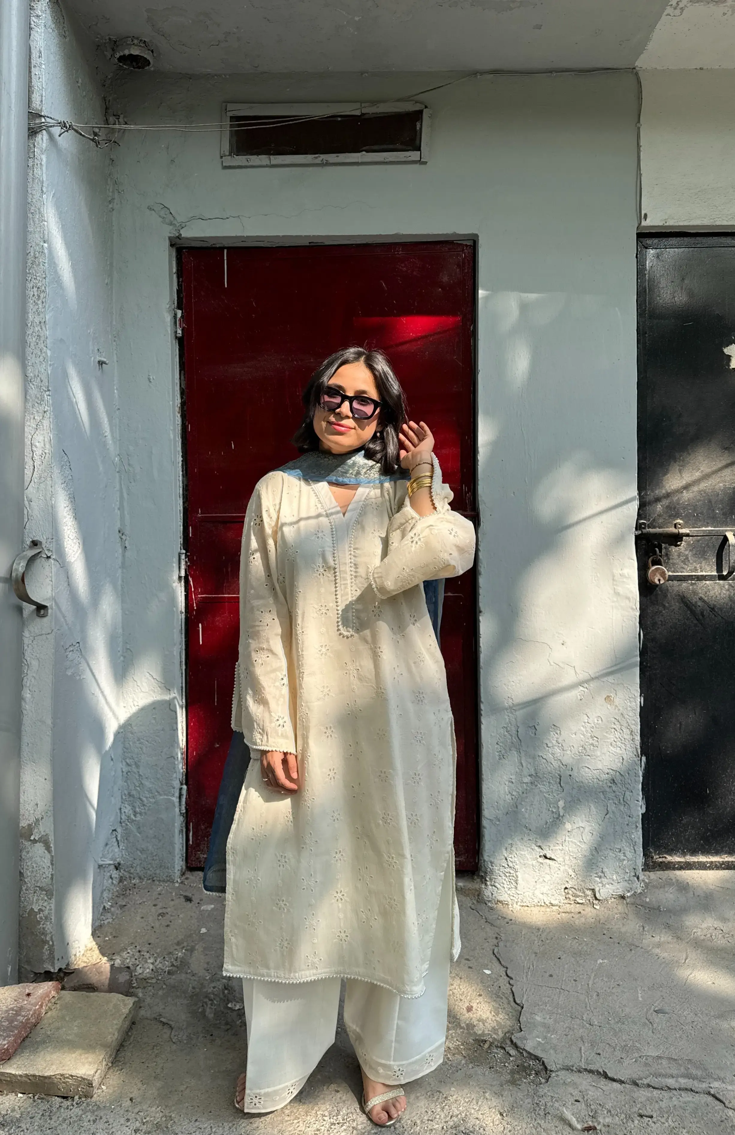 Refined cotton salwar suit in Hakoba Farshi style with lace detail and soft dupatta for all events.