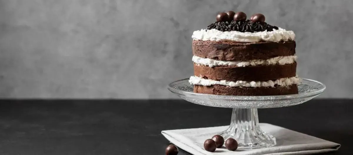 Cakes and Pastry 